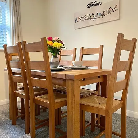 דירה 1 Merchants Gate - 2 Bedroom, With Private Parking *