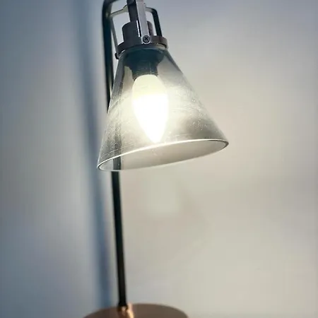 1 Merchants Gate - 2 Bedroom, With Private Parking דירה יורק