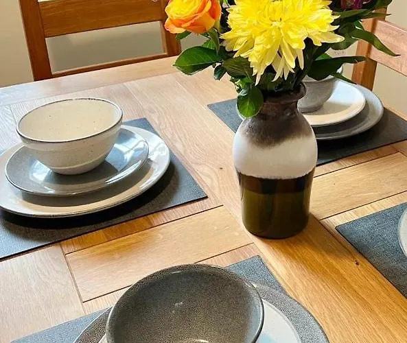 1 Merchants Gate - 2 Bedroom, With Private Parking شقة *