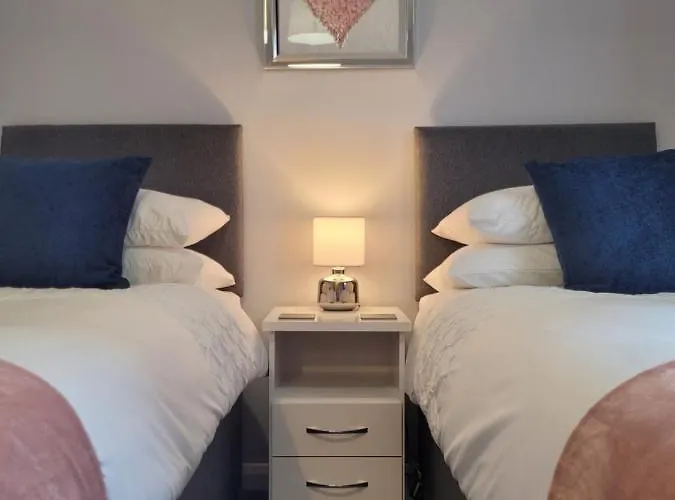 1 Merchants Gate - 2 Bedroom, With Private Parking شقة *