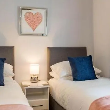 1 Merchants Gate - 2 Bedroom, With Private Parking 요크